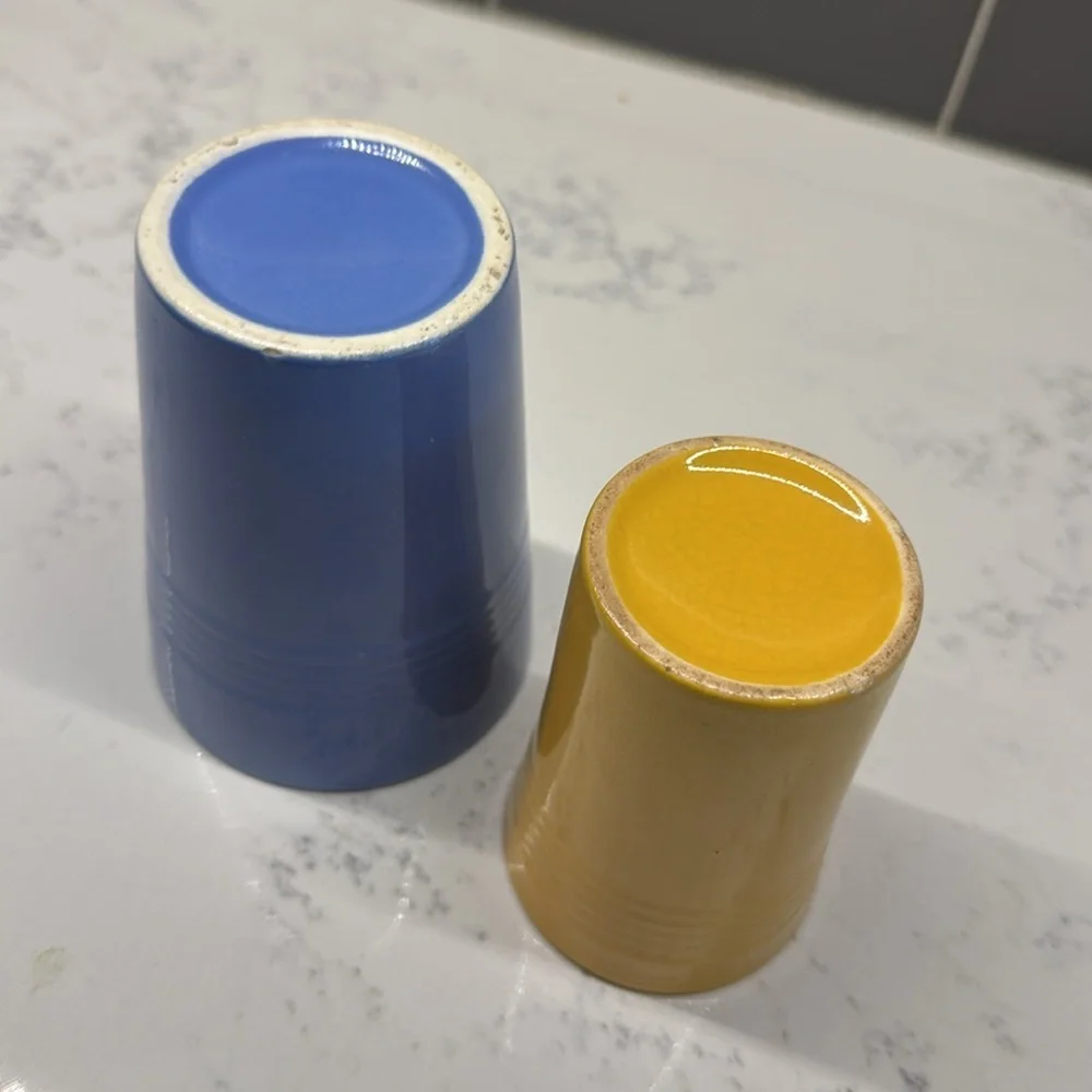 Blue Hazel Atlas Juice Glasses Blue and Yellow Ceramic Tumblers - Picture 4 of 5